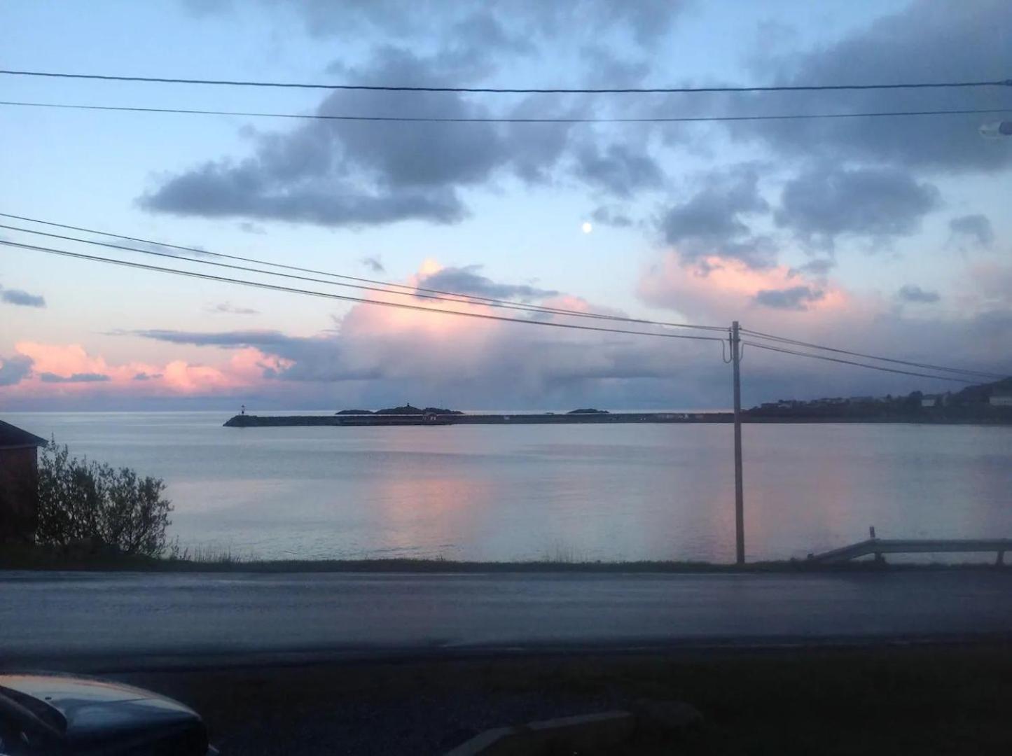 Utsiktsperle Pa Reine I Lofoten Luaran gambar